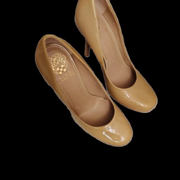 Vince Camuto pump, heels, tan, executive, professional, out on the town, stylish - Picture 4 of 13